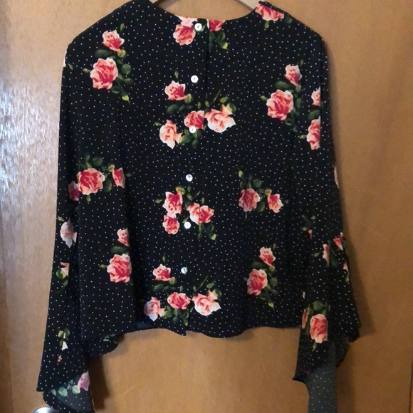 Blouse - Picture 2 of 3